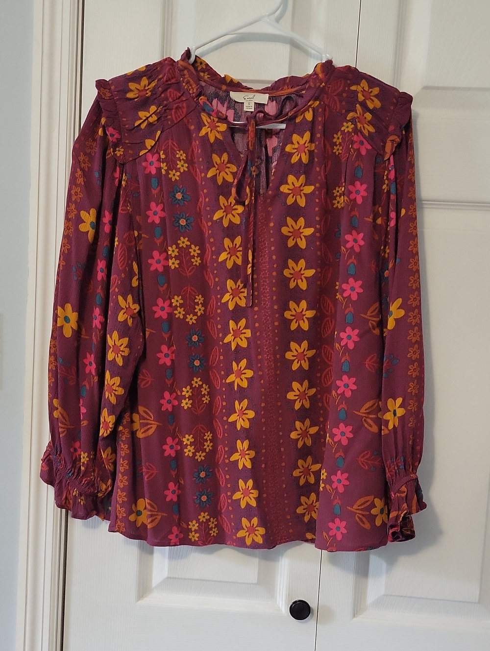 Easel Brand Tie-Neck Floral Ruffle Blouse in Wine